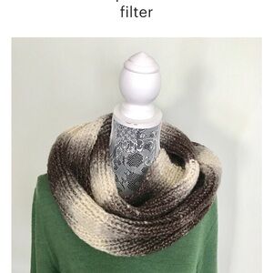 New Women’s Cozy Ombré Brown Hand Knit Infinity Scarf